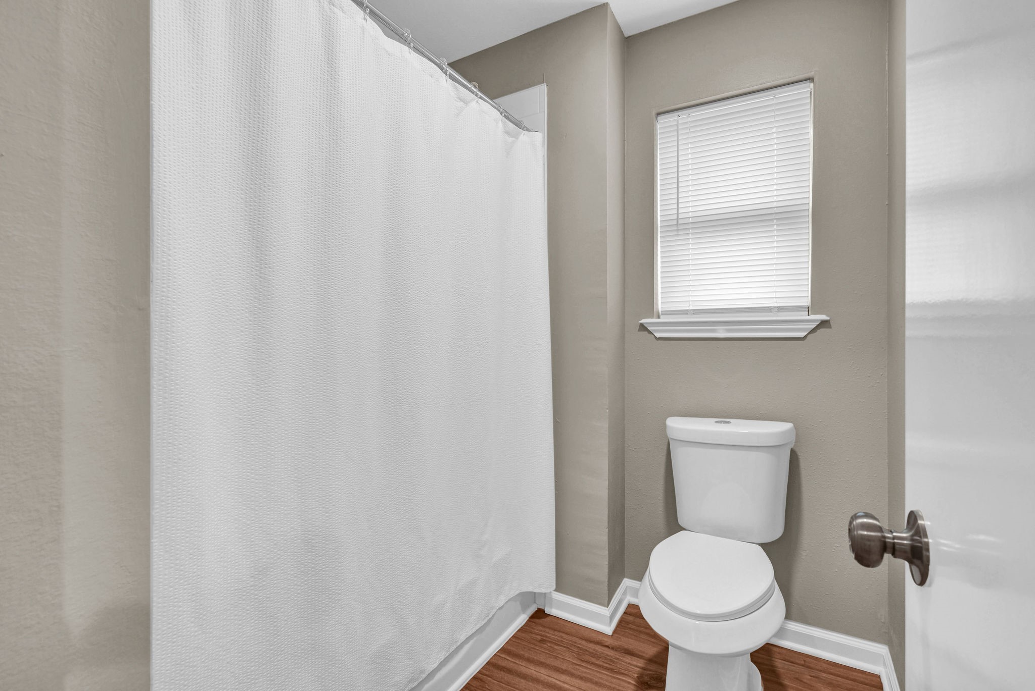 528 Daffodil Street Property Photo 33