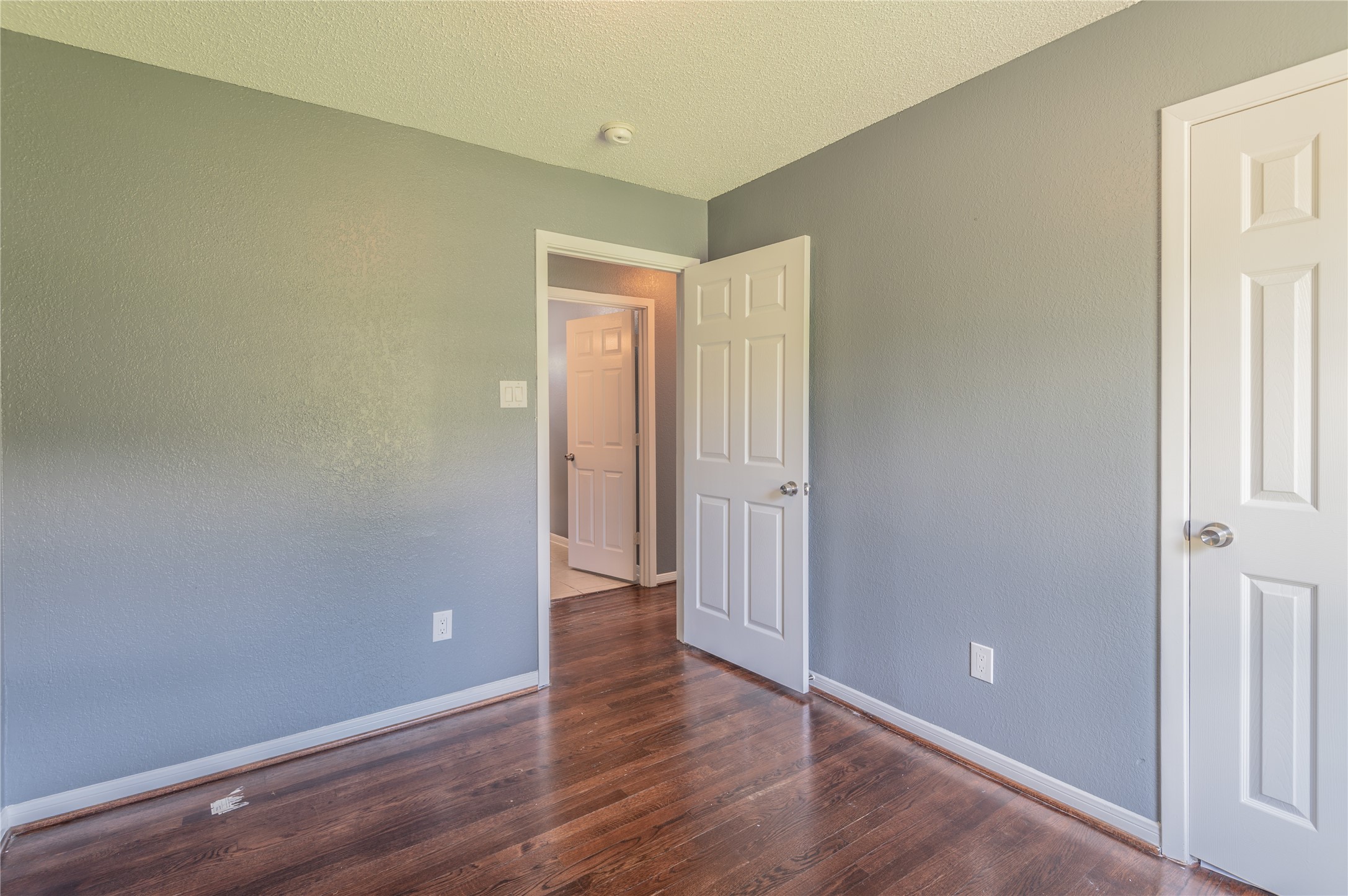 5407 Thrush Drive Property Photo 8