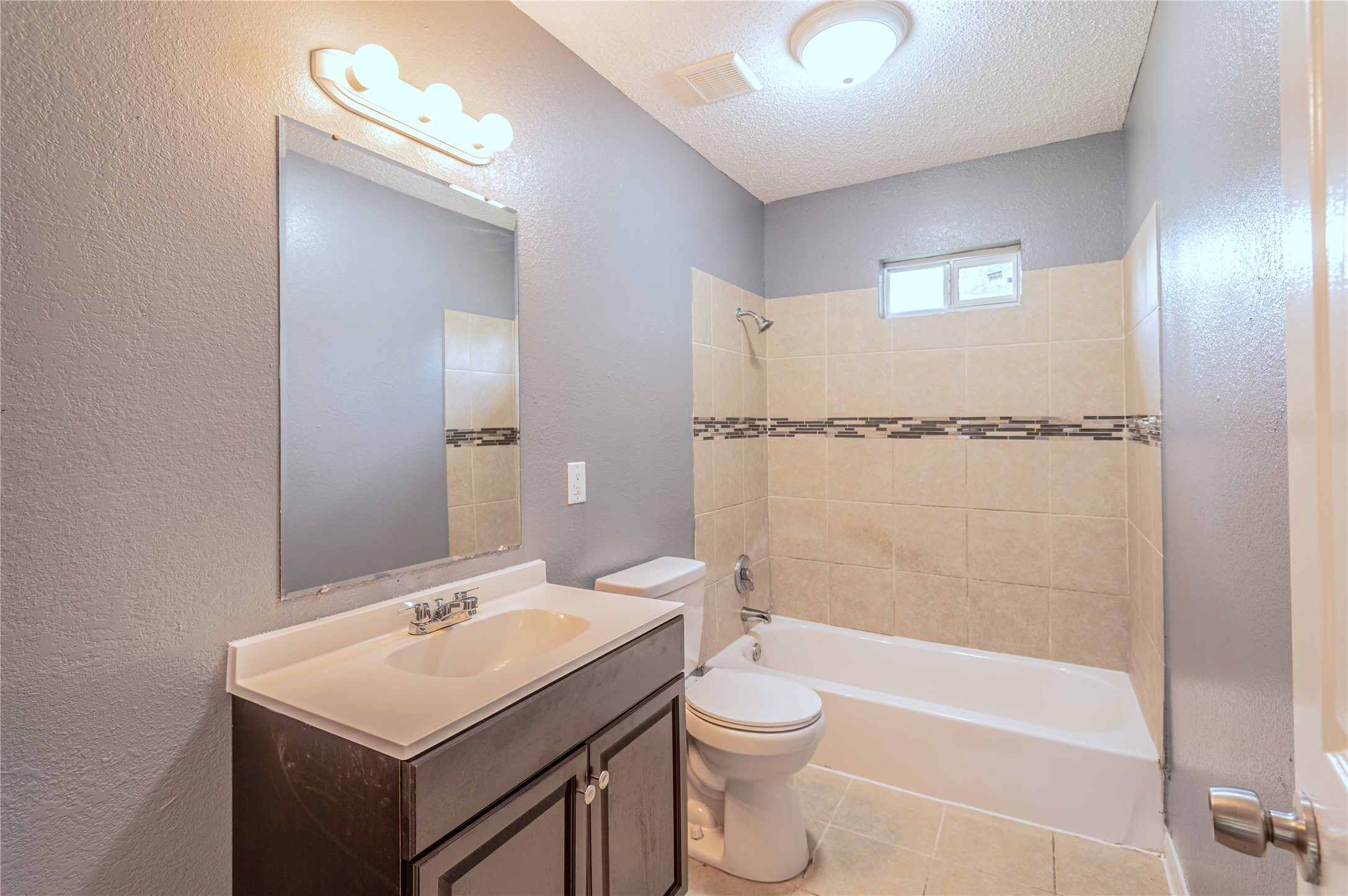 5407 Thrush Drive Property Photo 12