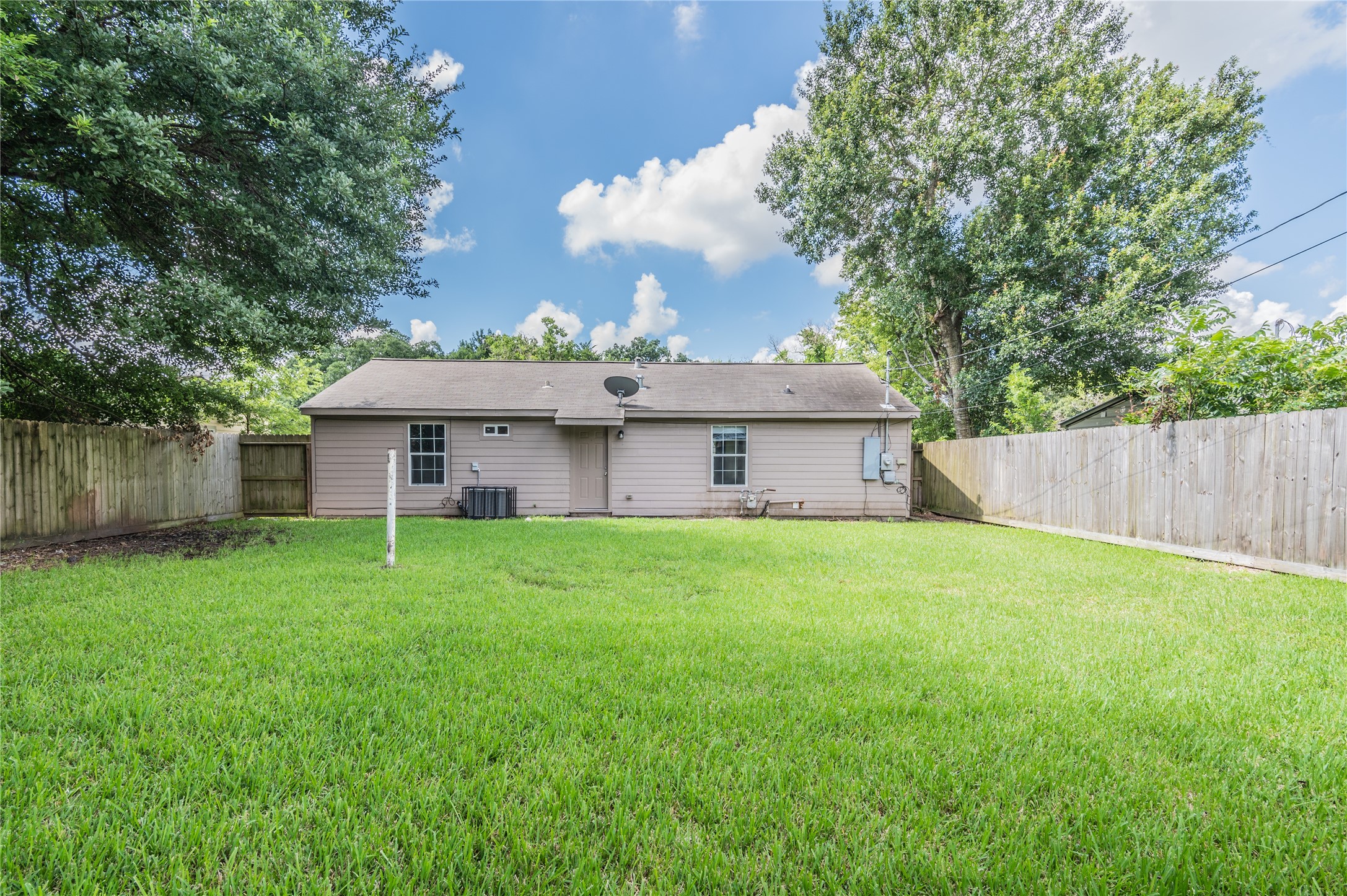 5407 Thrush Drive Property Photo 13