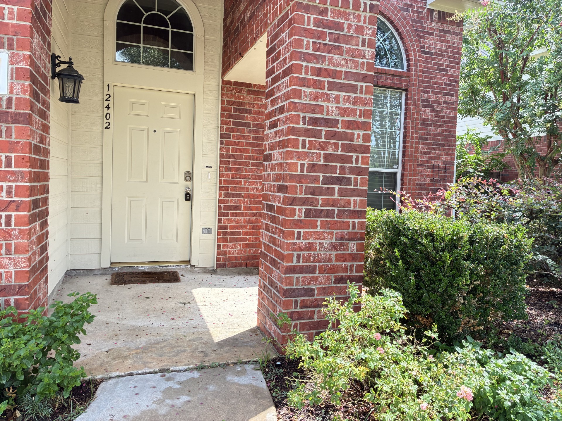12402 Ravens Chase Lane Property Photo 4