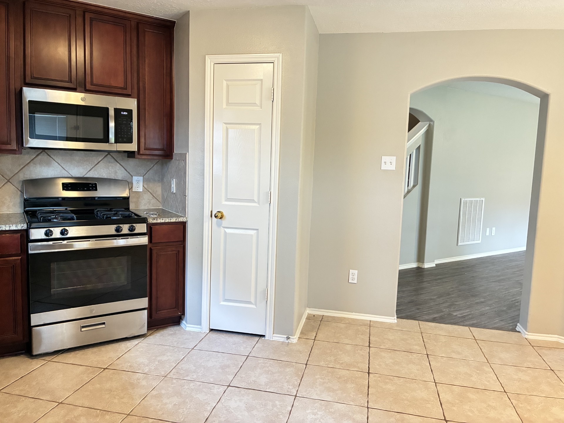 12402 Ravens Chase Lane Property Photo 12