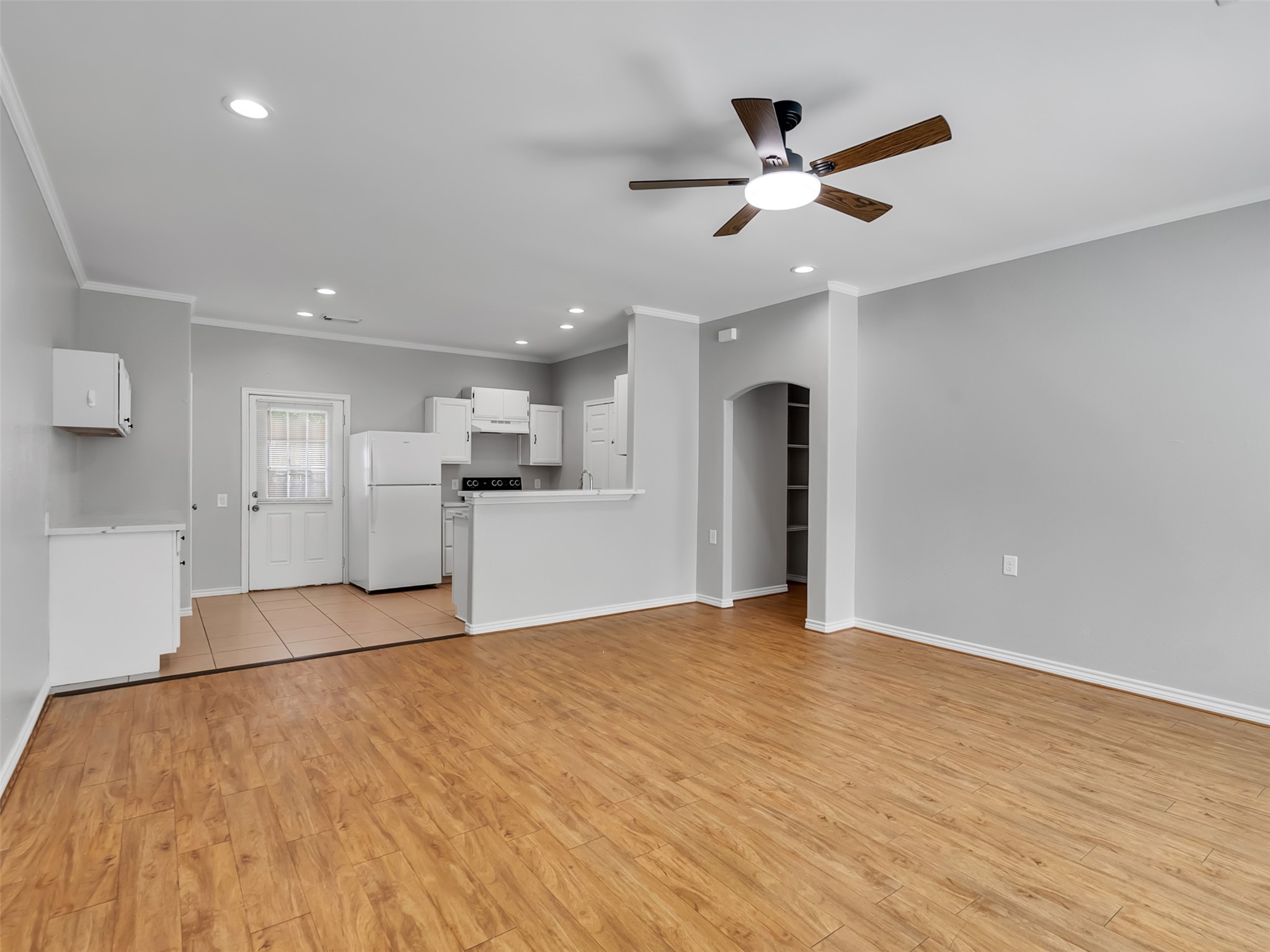 104 Longstreet Road 2 Property Photo 4