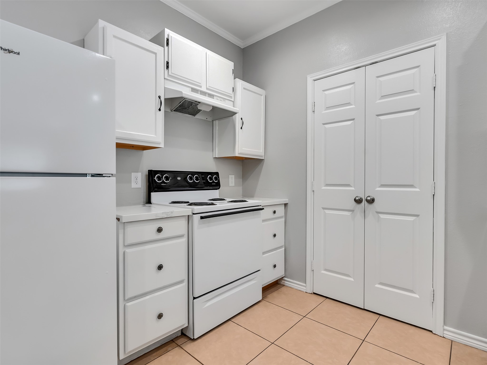 104 Longstreet Road 2 Property Photo 17
