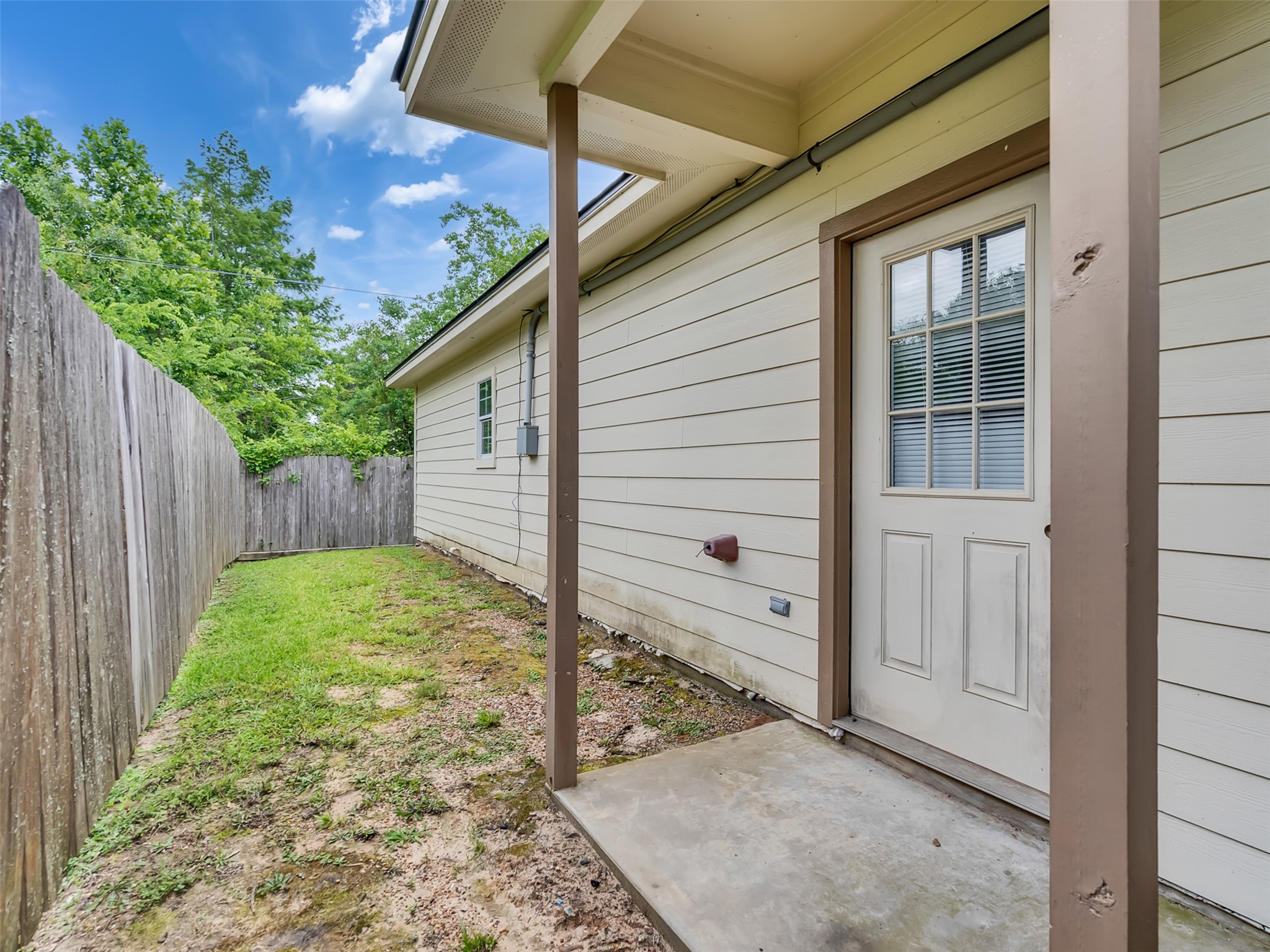 104 Longstreet Road 2 Property Photo 26