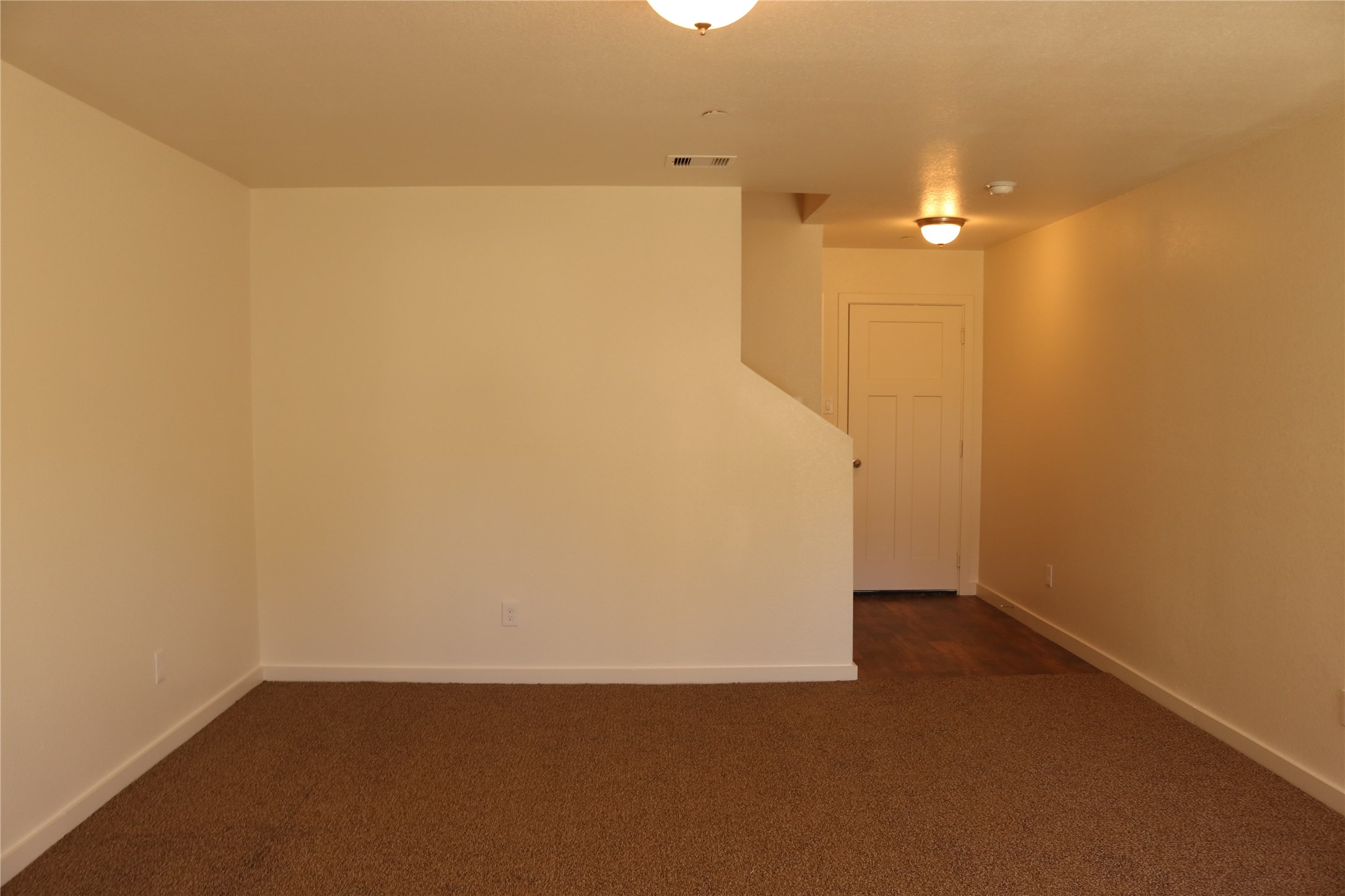 10535 Mills Road 3b Property Photo 5