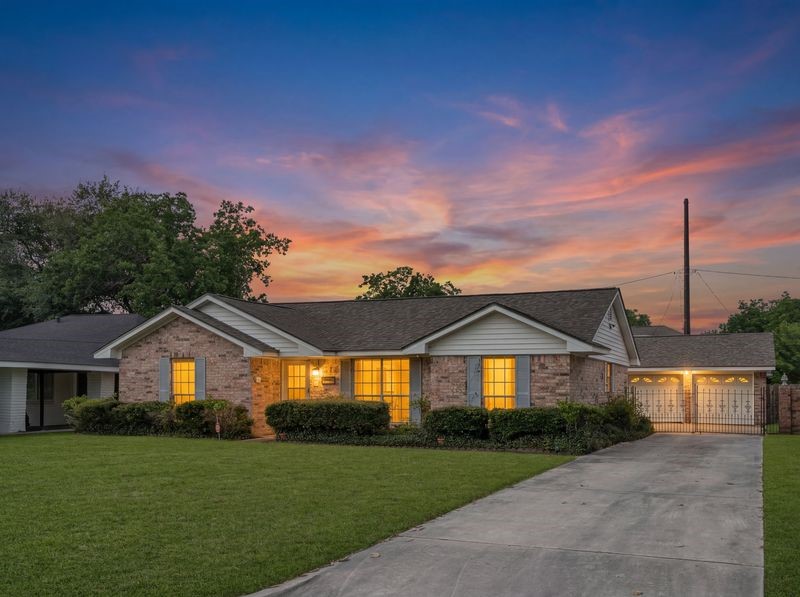 4910 Teton Street Property Photo
