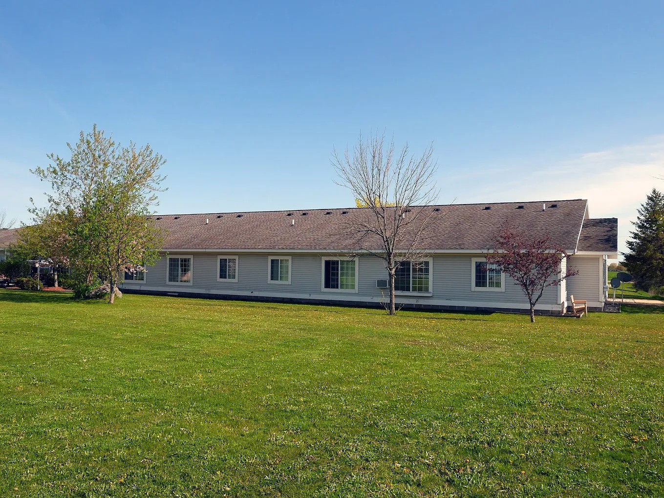 6776 State St Property Photo 4