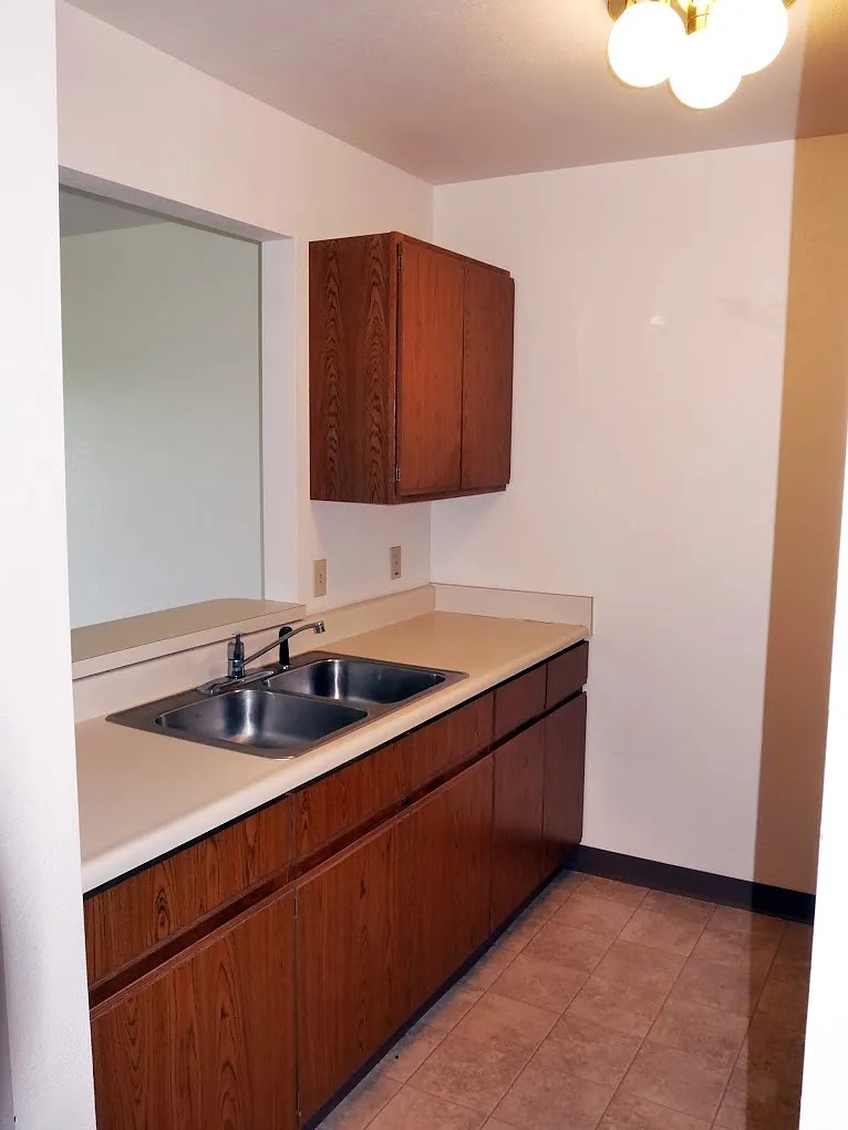 6776 State St Property Photo 16