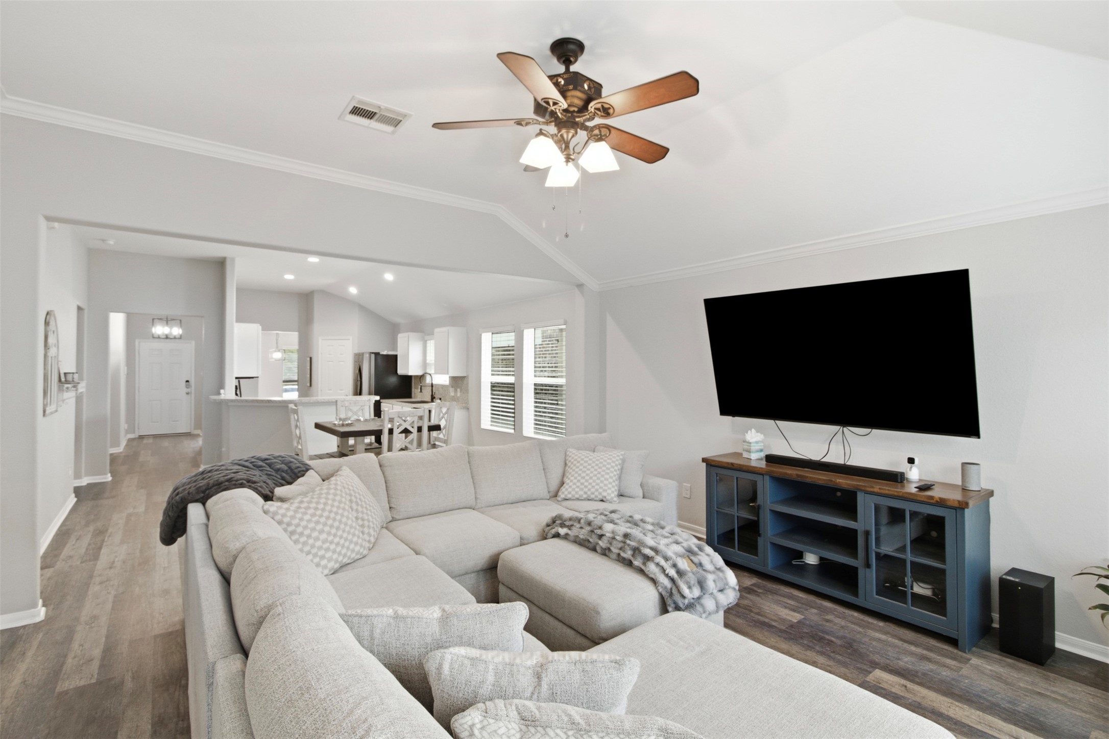 9951 Chimney Swift Lane Property Photo 16