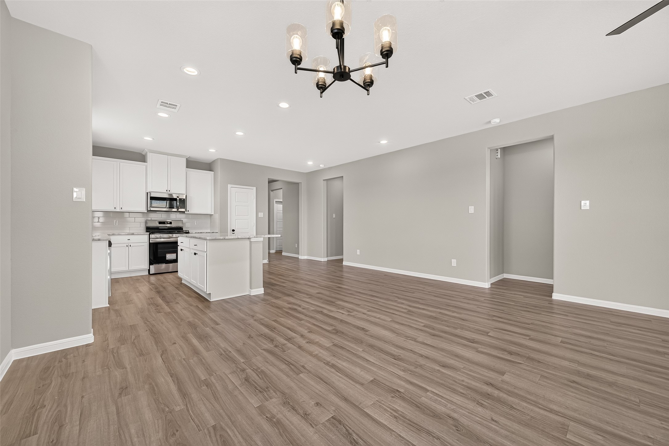 461 San Sebatian Place Property Photo 10