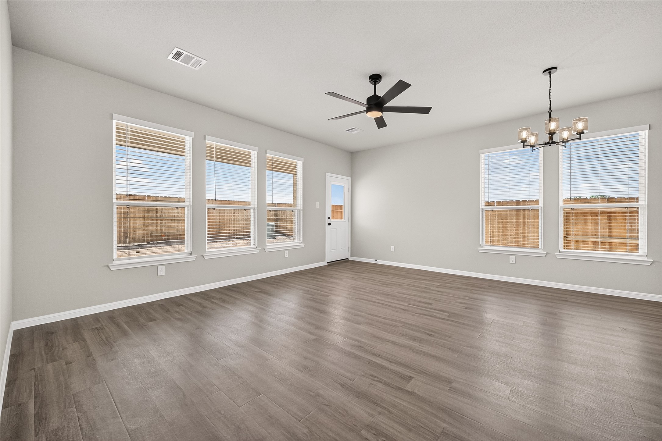 461 San Sebatian Place Property Photo 14