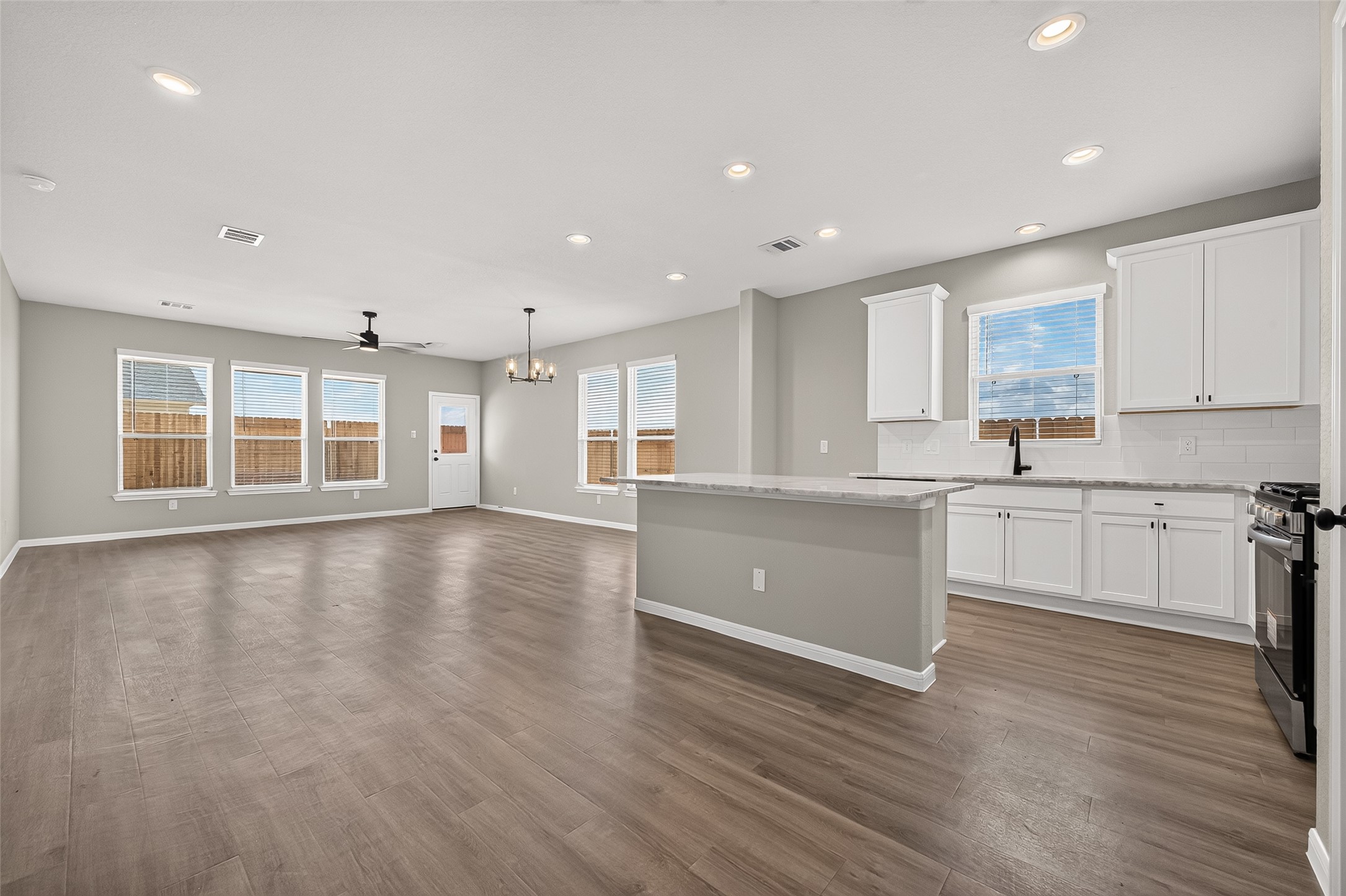 461 San Sebatian Place Property Photo 15