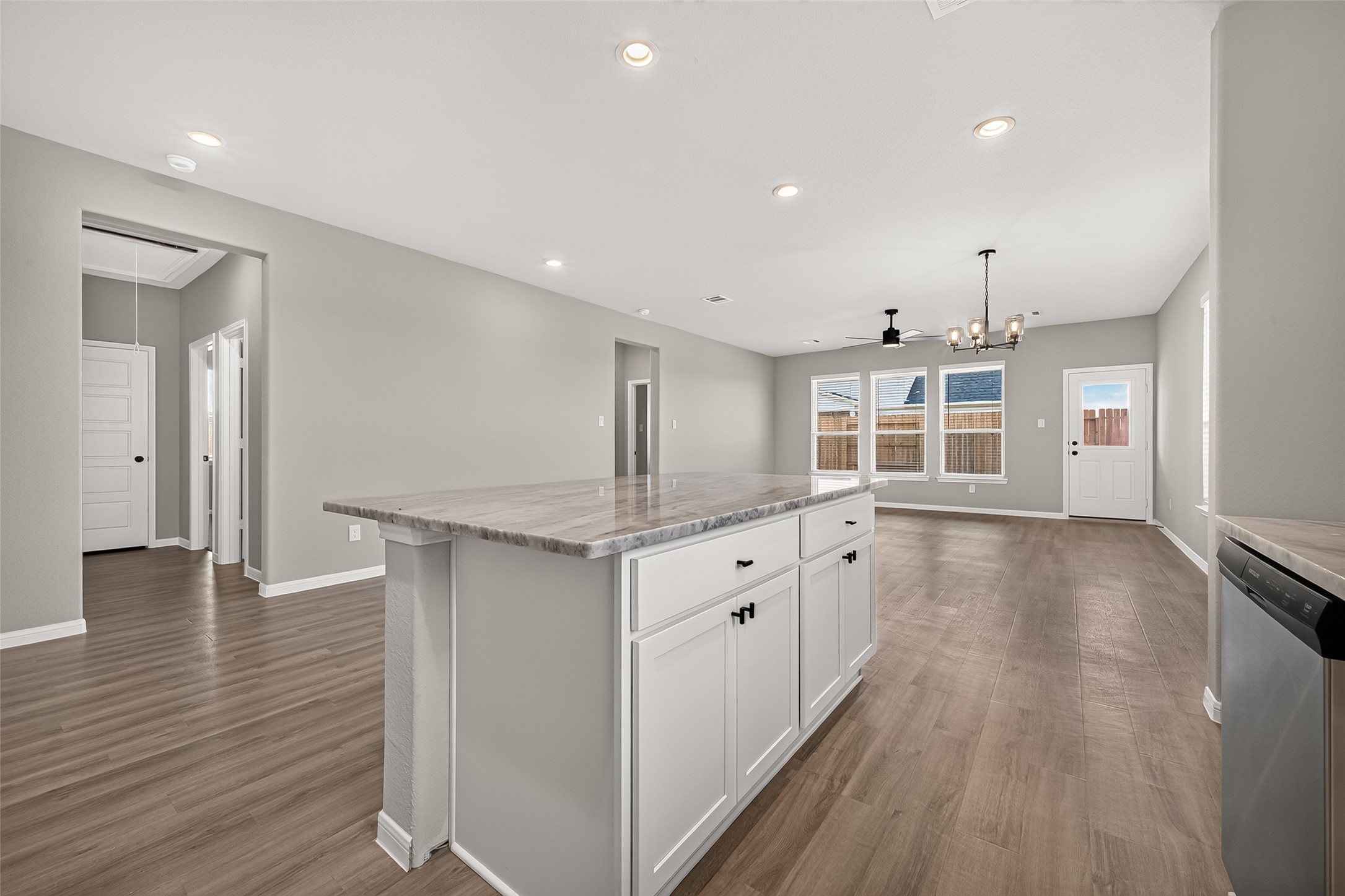 461 San Sebatian Place Property Photo 21