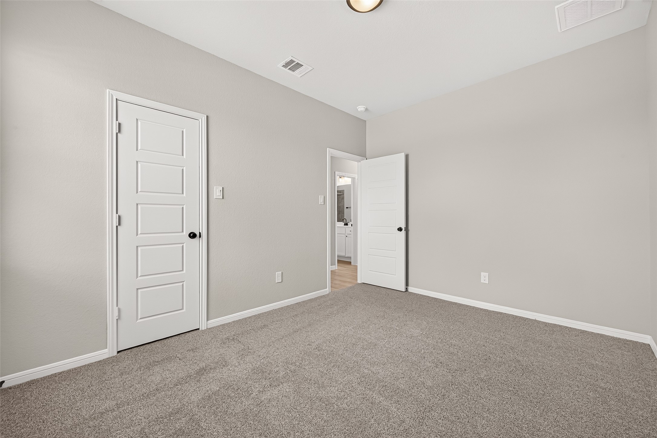 461 San Sebatian Place Property Photo 43