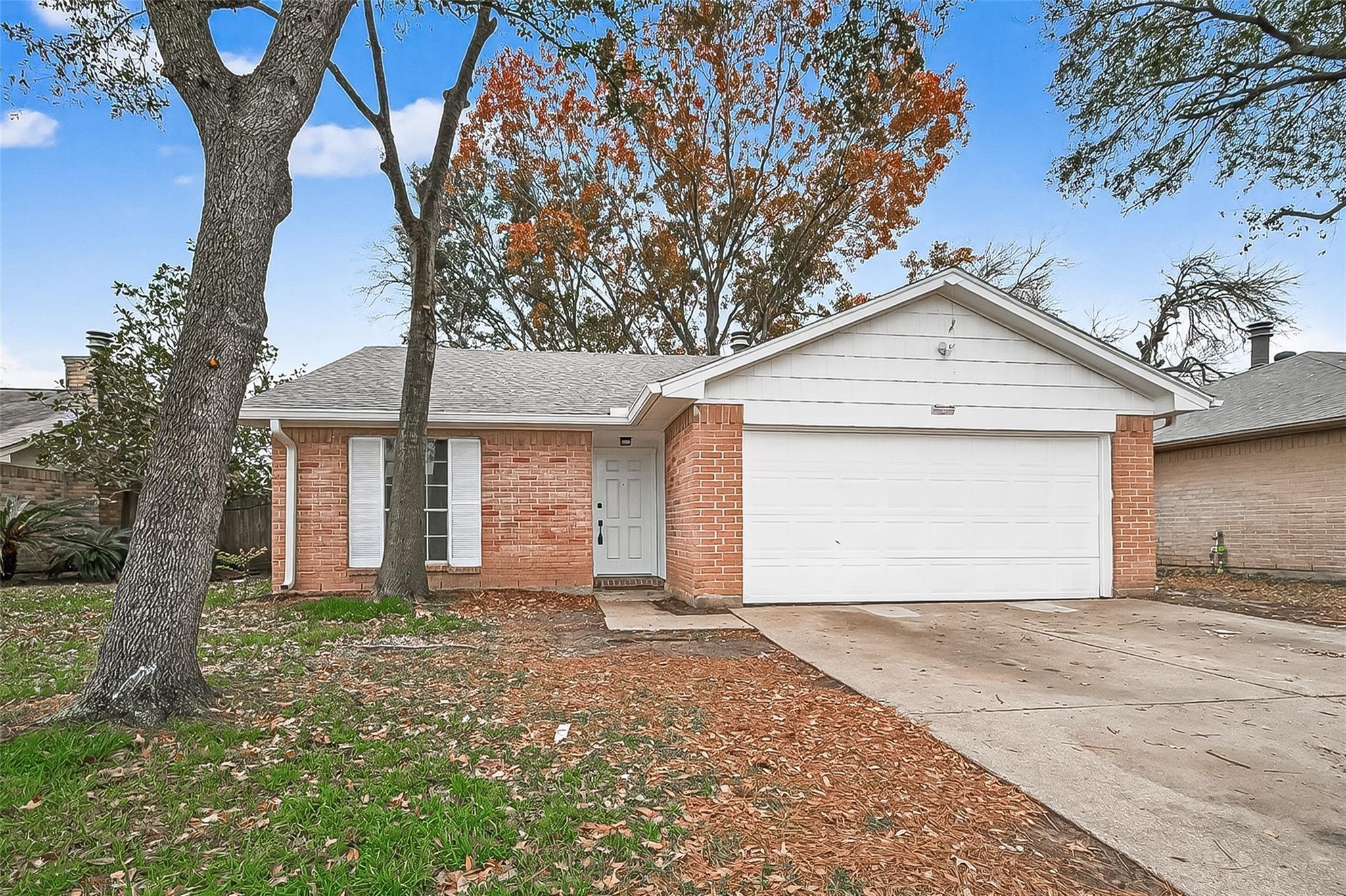 16235 La Terra Drive, Houston TX 77083 Property Photo 1