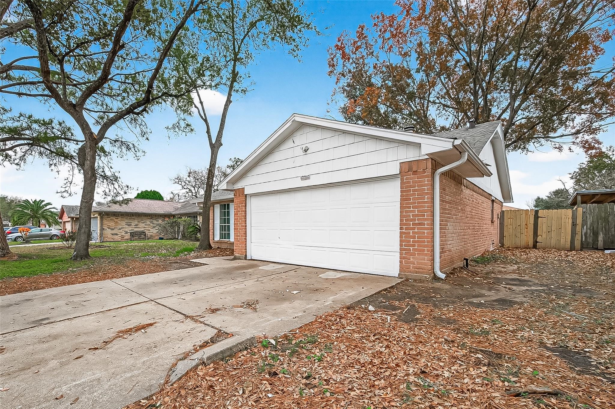 16235 La Terra Drive Property Photo 3