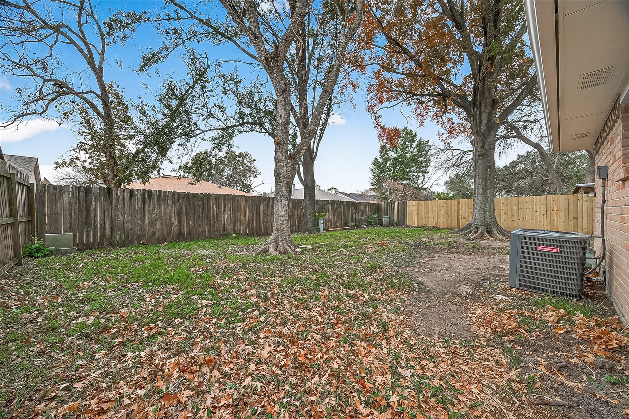 16235 La Terra Drive Property Photo 5