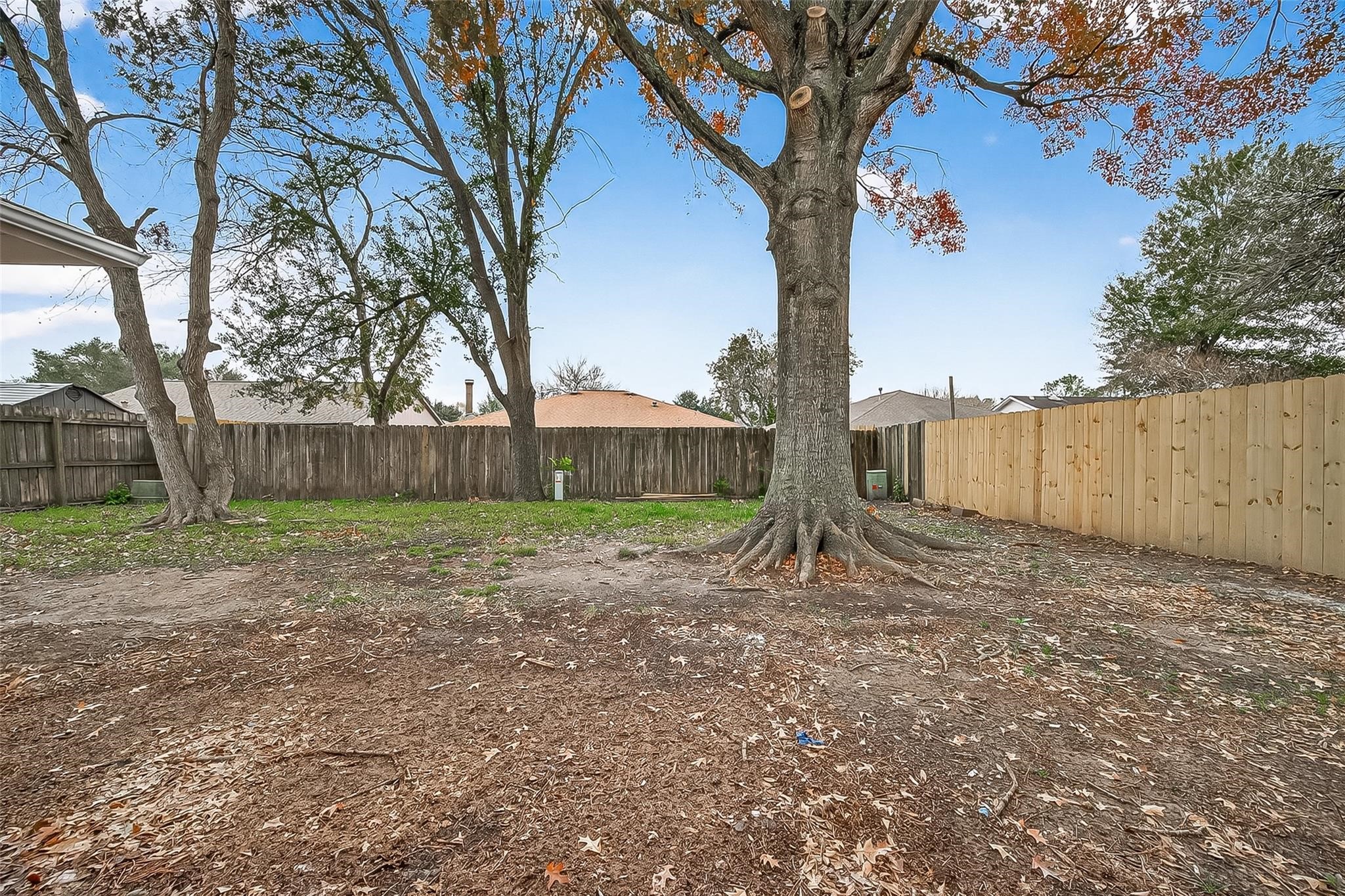 16235 La Terra Drive Property Photo 6
