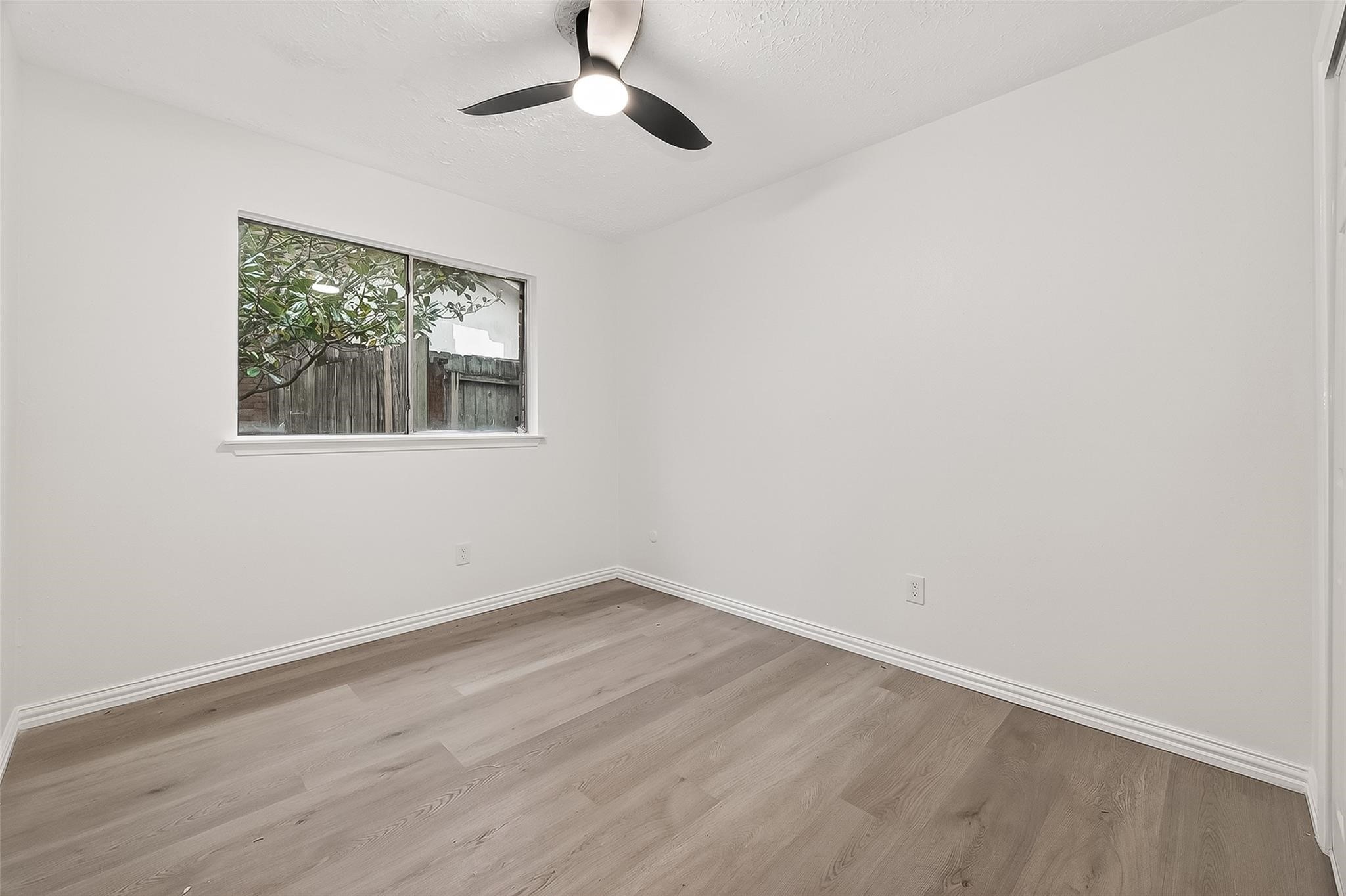 16235 La Terra Drive Property Photo 8