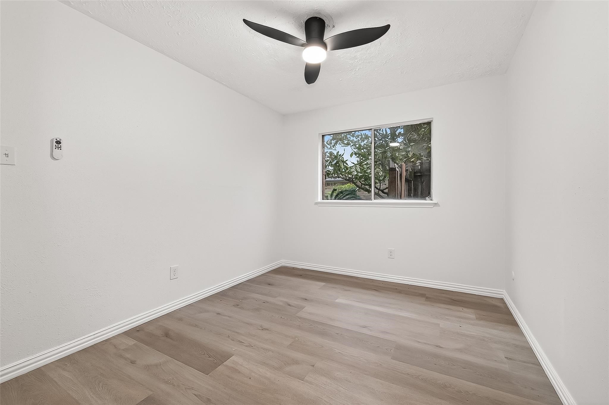 16235 La Terra Drive Property Photo 11