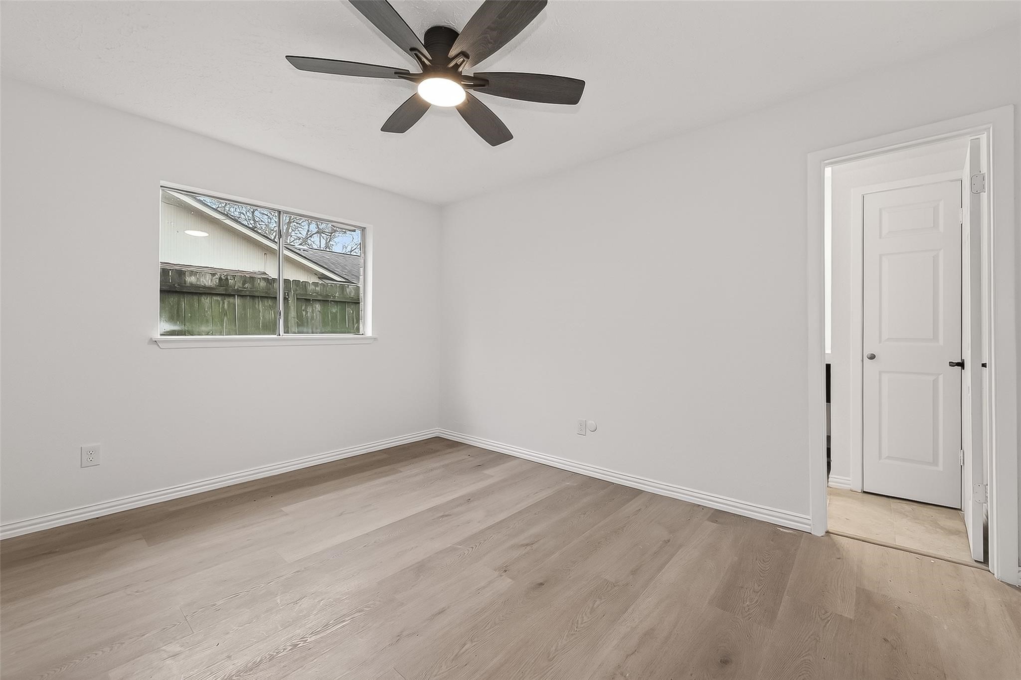 16235 La Terra Drive Property Photo 15