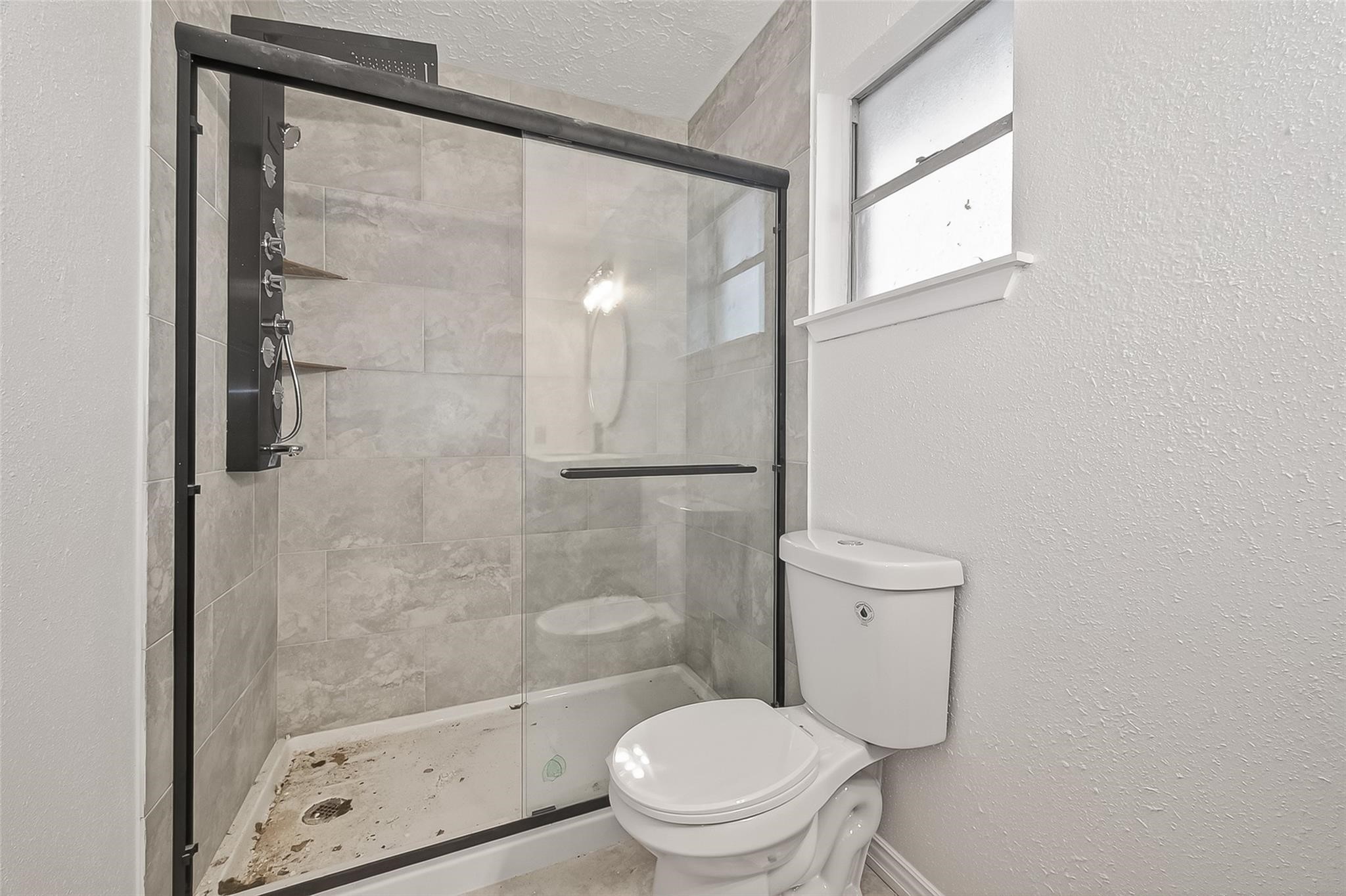 16235 La Terra Drive Property Photo 18