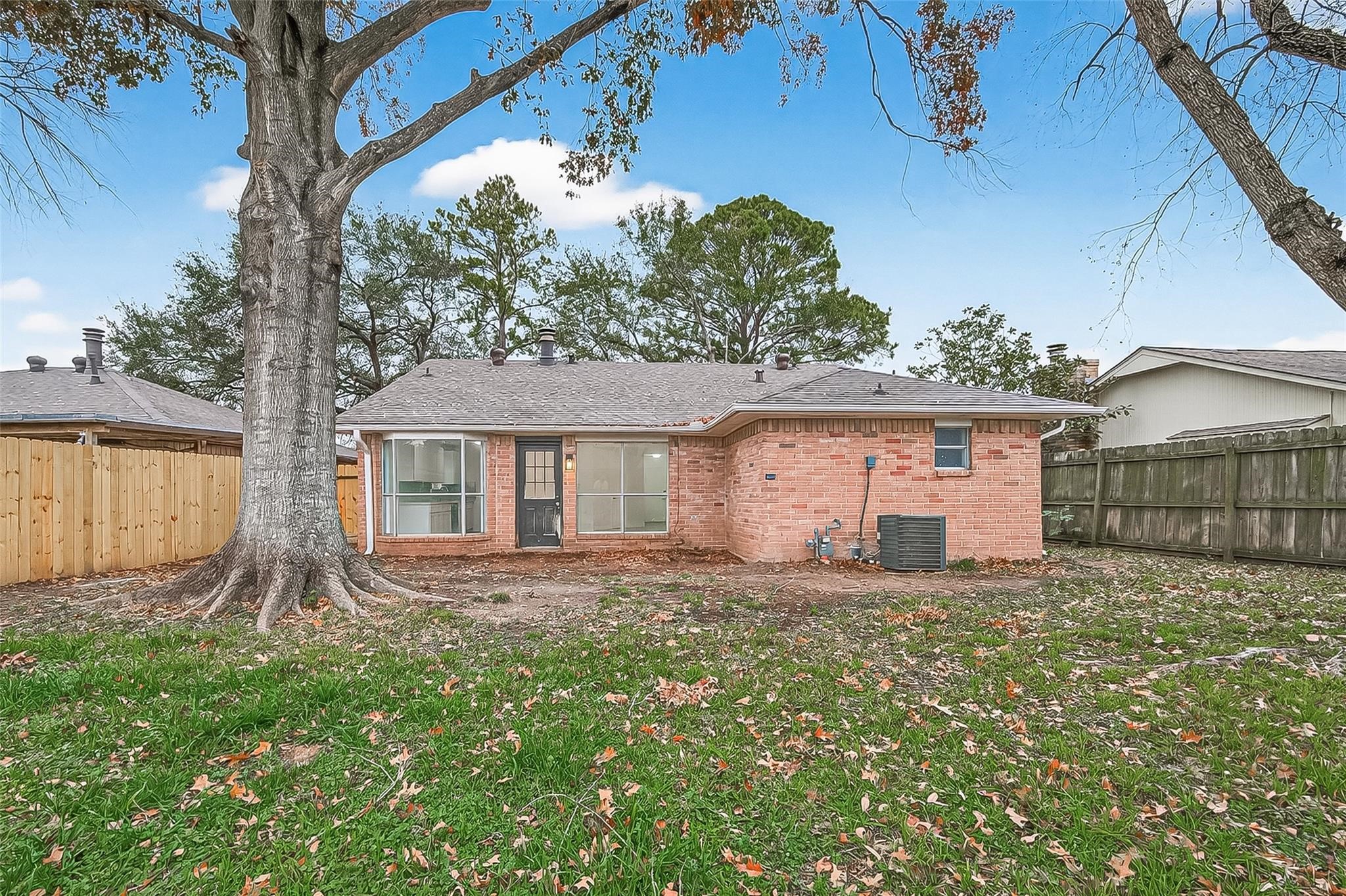 16235 La Terra Drive Property Photo 22