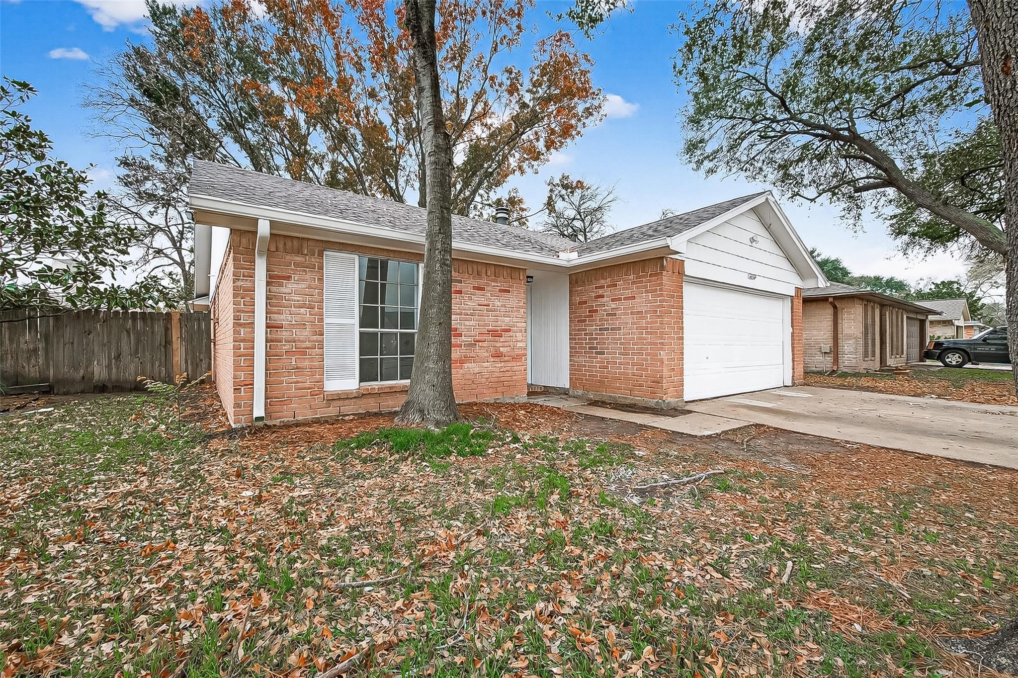 16235 La Terra Drive Property Photo 24