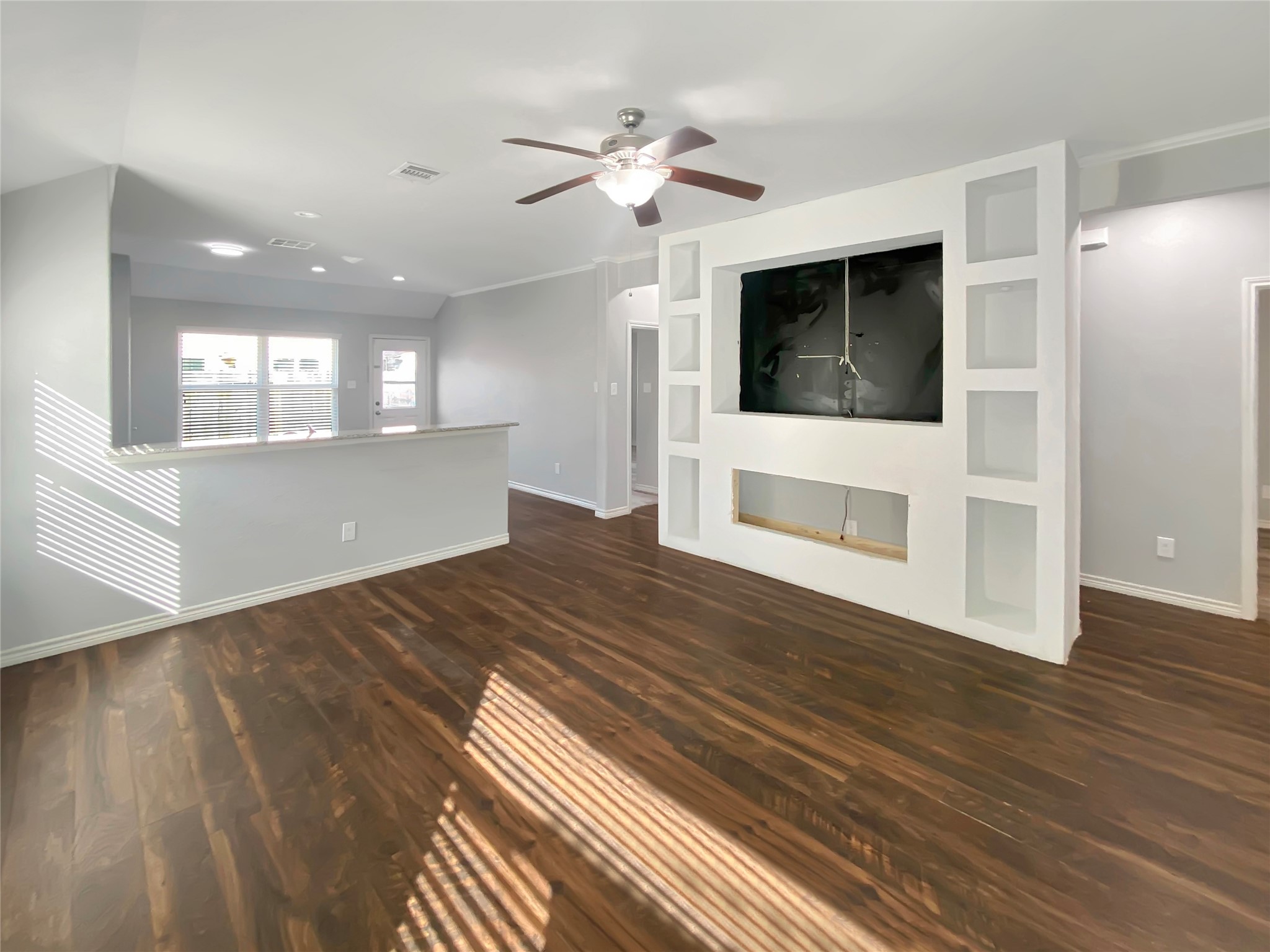 10307 Solitude Way Property Photo 6