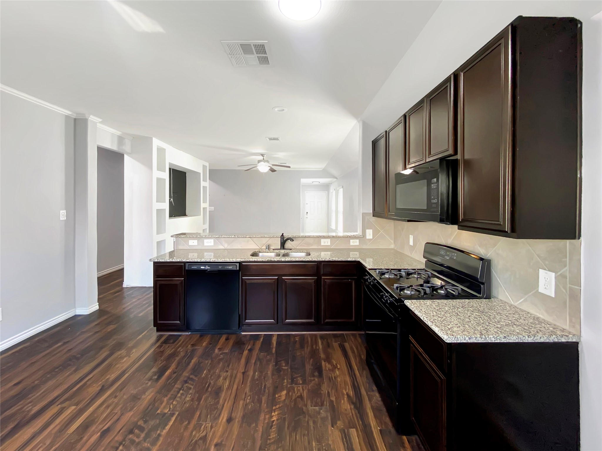 10307 Solitude Way Property Photo 9