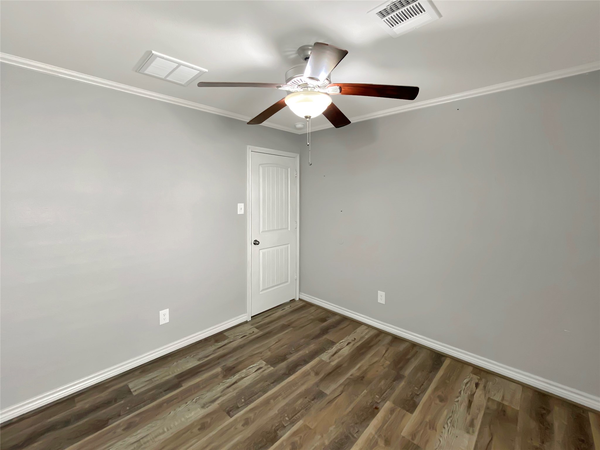 10307 Solitude Way Property Photo 14