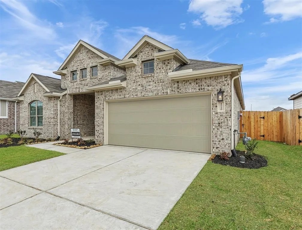 4720 Bluestem Prairie Drive Property Photo 2