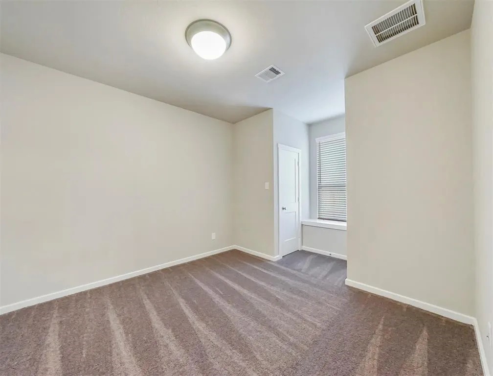4720 Bluestem Prairie Drive Property Photo 9
