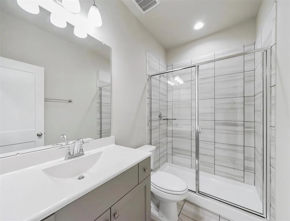 4720 Bluestem Prairie Drive Property Photo 12