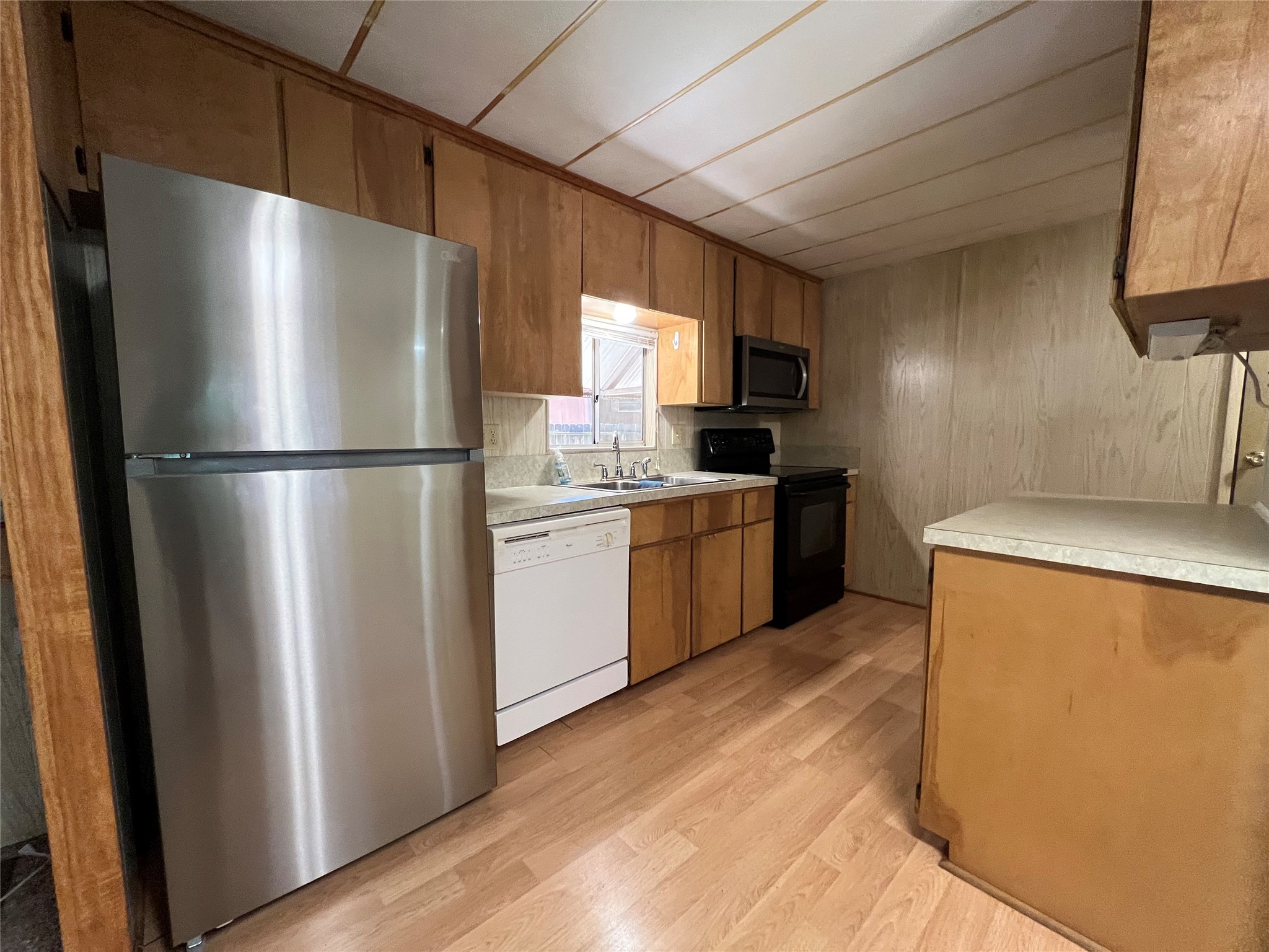 39 E Whippoorwill Lane Property Photo 4