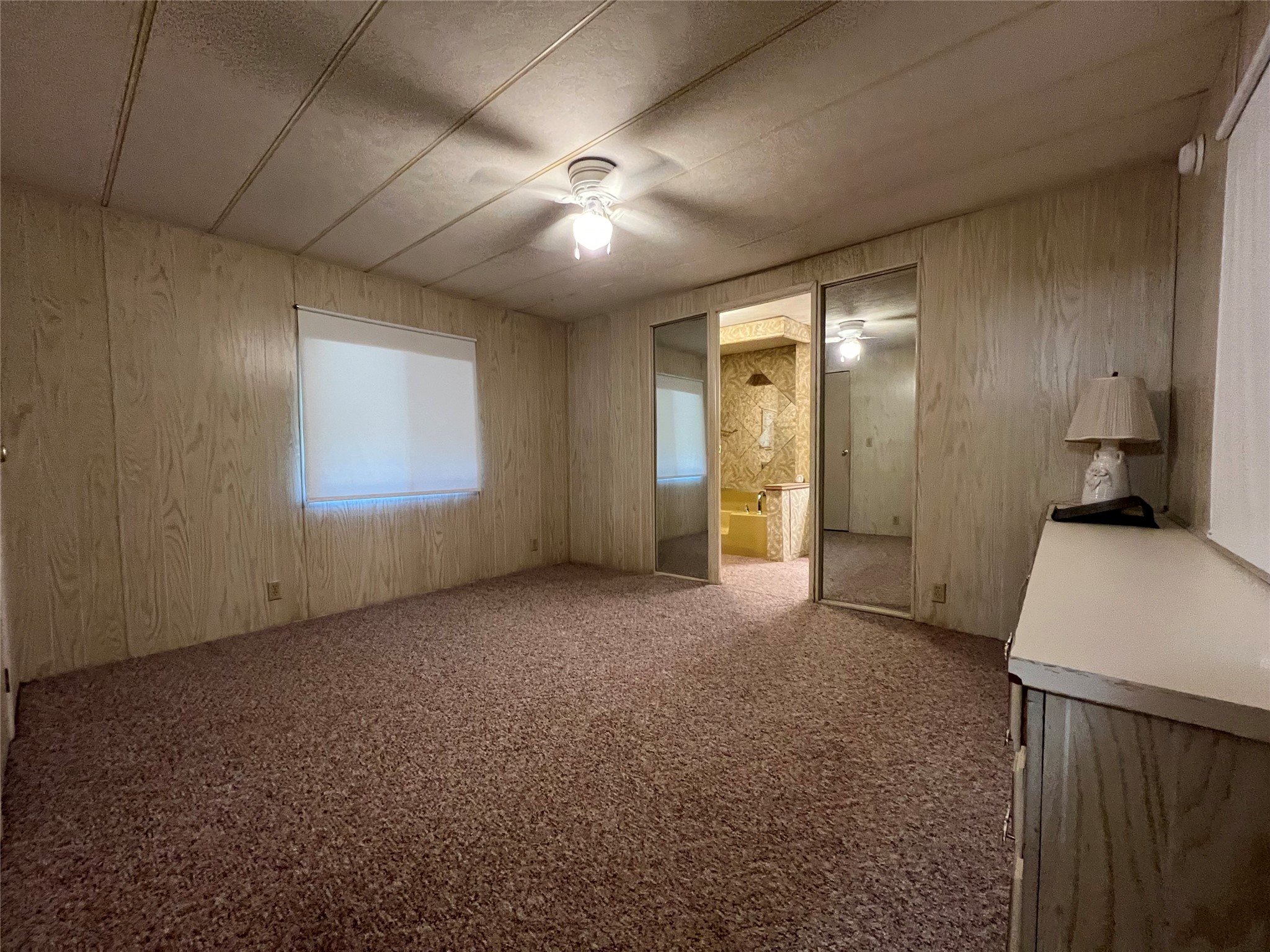 39 E Whippoorwill Lane Property Photo 8