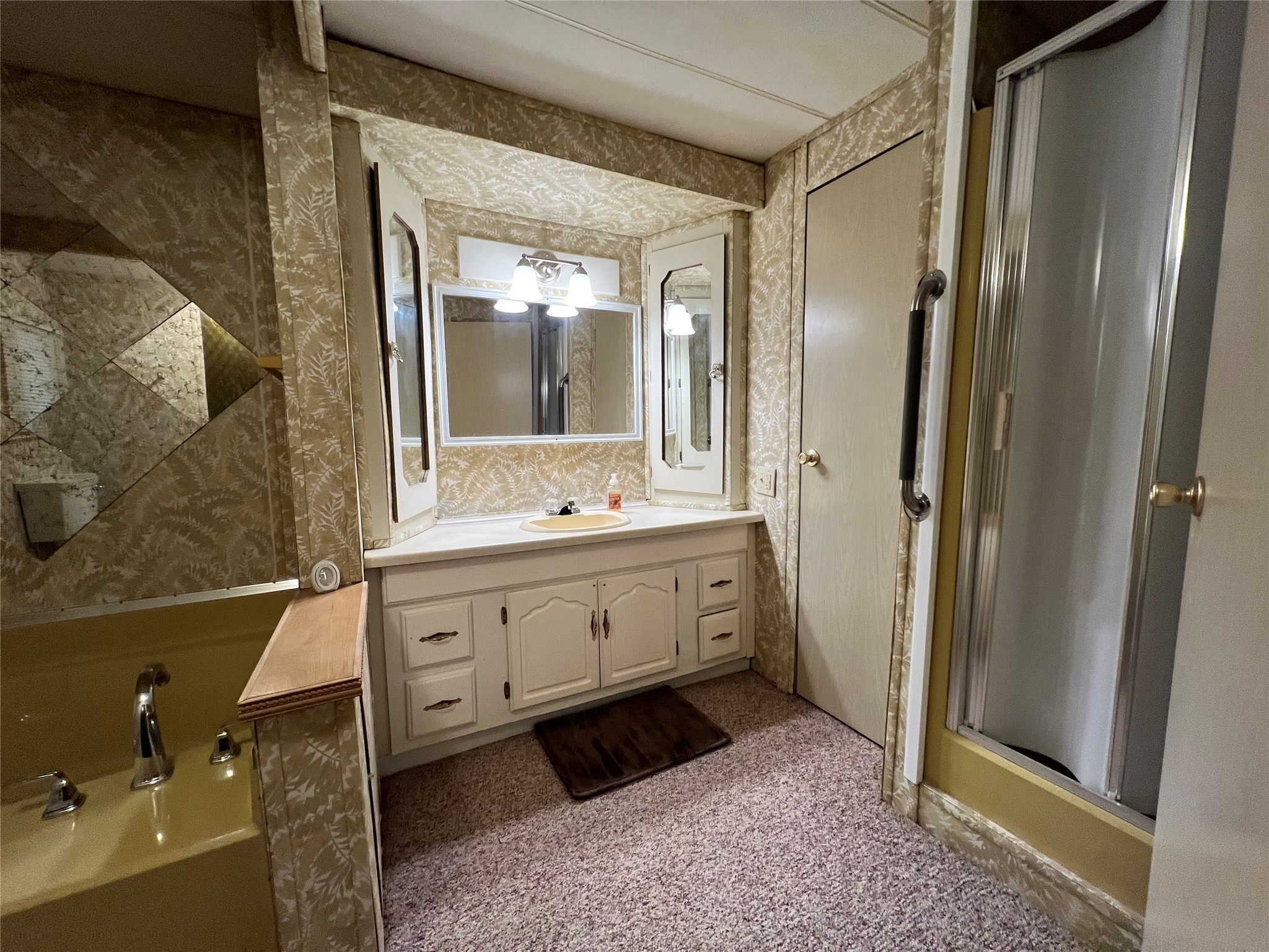 39 E Whippoorwill Lane Property Photo 10