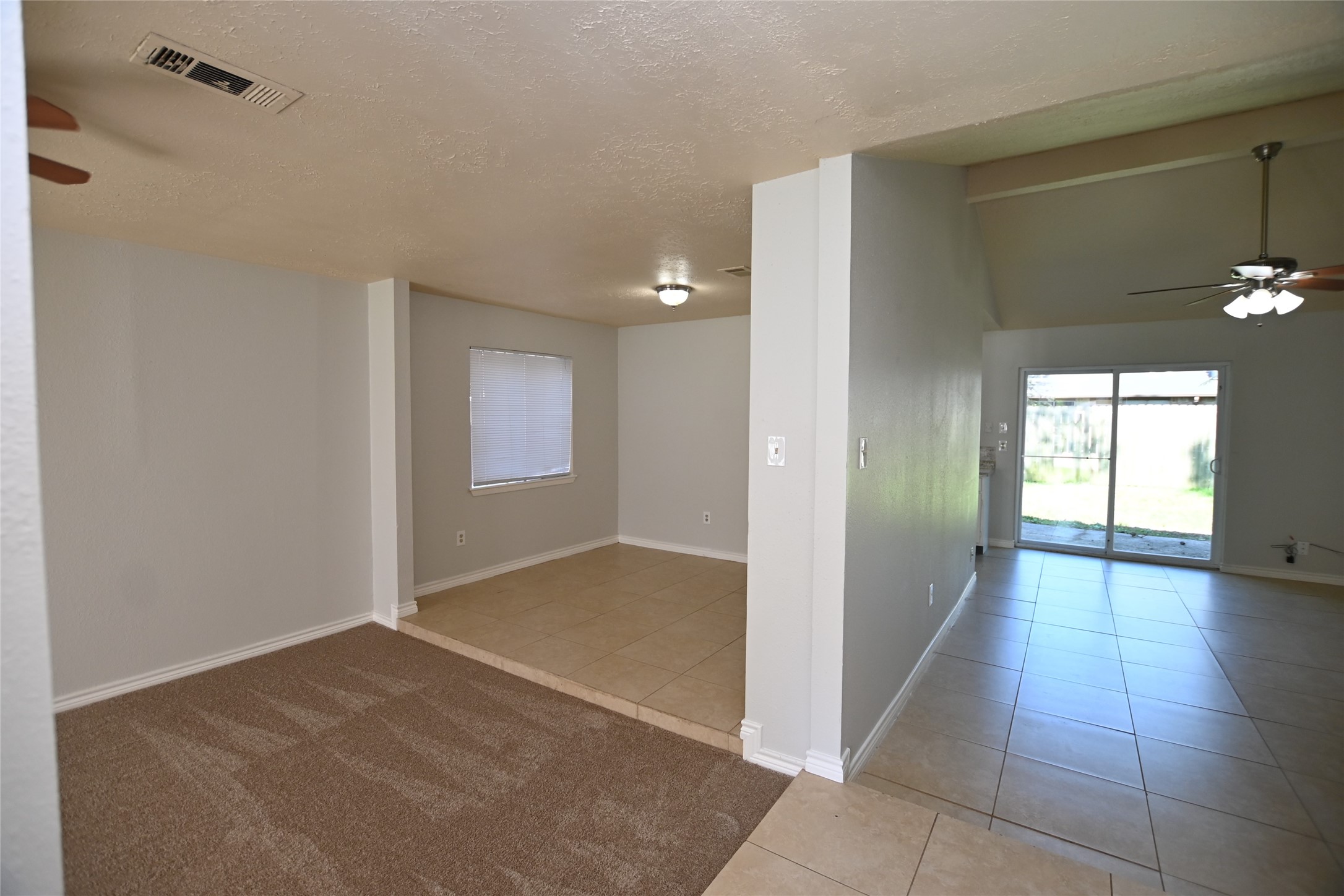 4615 Fitzwater Drive Property Photo 3