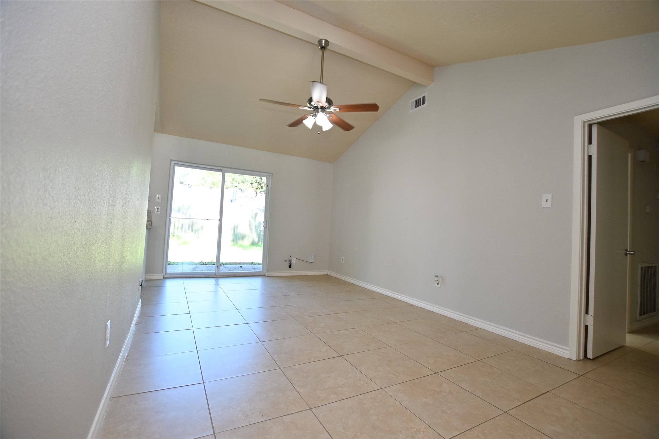 4615 Fitzwater Drive Property Photo 4