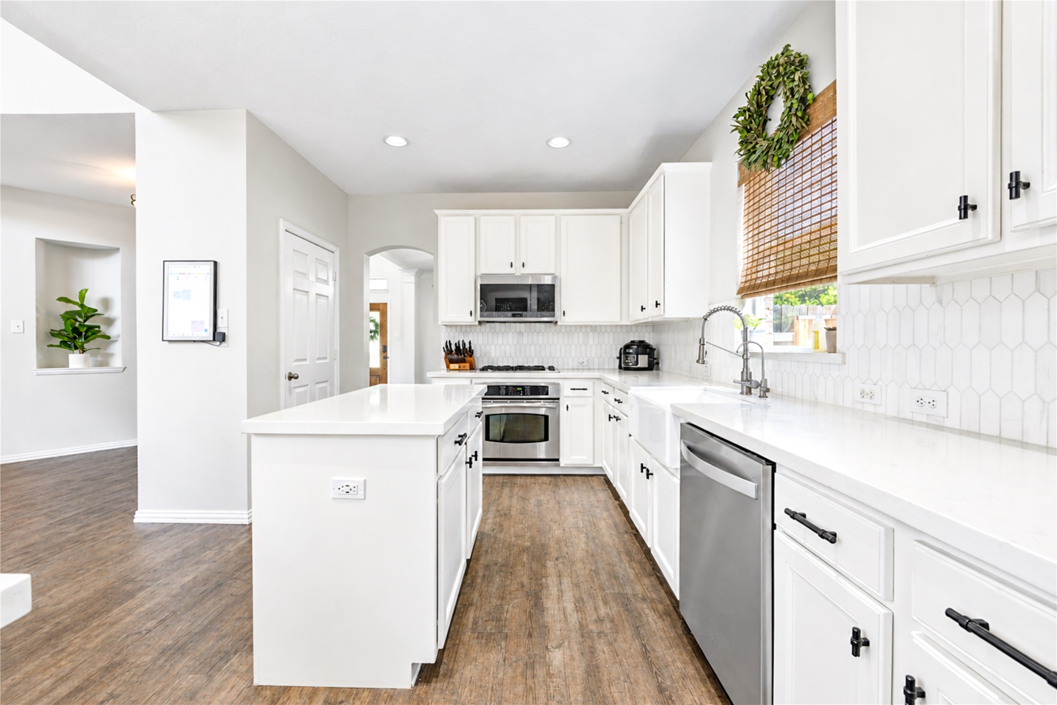 28019 Longspur Drive Property Photo 14