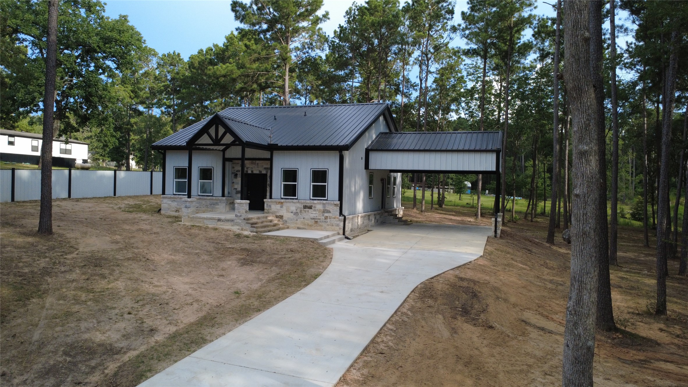 5054 Hickory Hill Road Property Photo 1