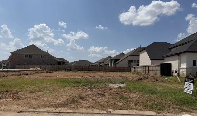 2819 Teamriddle Way Property Photo 6