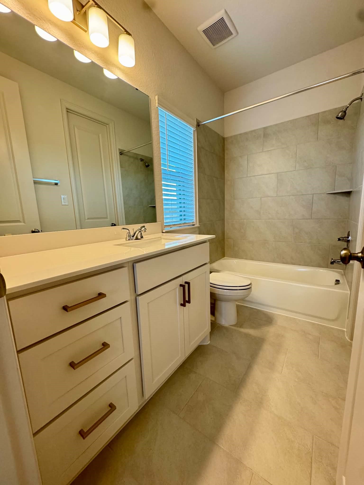 1638 Lorenzo Lane Property Photo 19