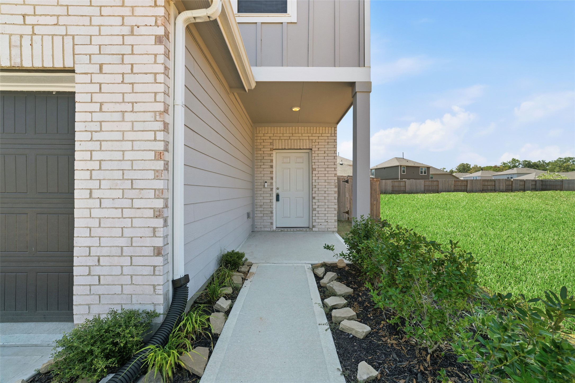 9228 Boulder Boulevard Property Photo 3