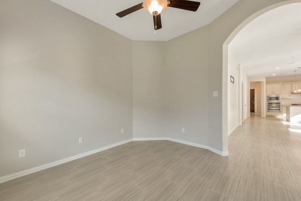 27922 Geele Drive Property Photo 22