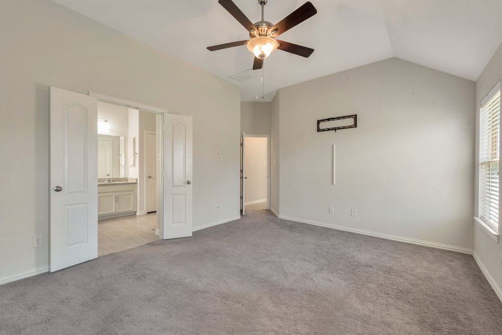 27922 Geele Drive Property Photo 24