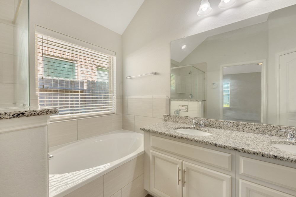 27922 Geele Drive Property Photo 27