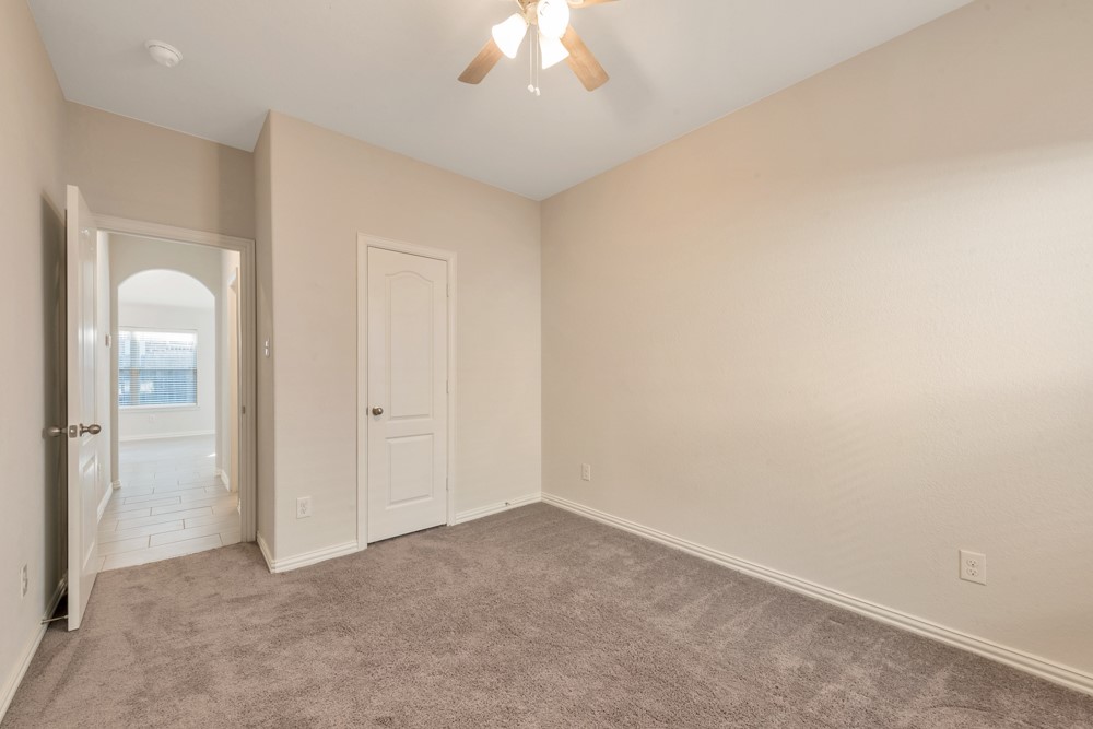 27922 Geele Drive Property Photo 39
