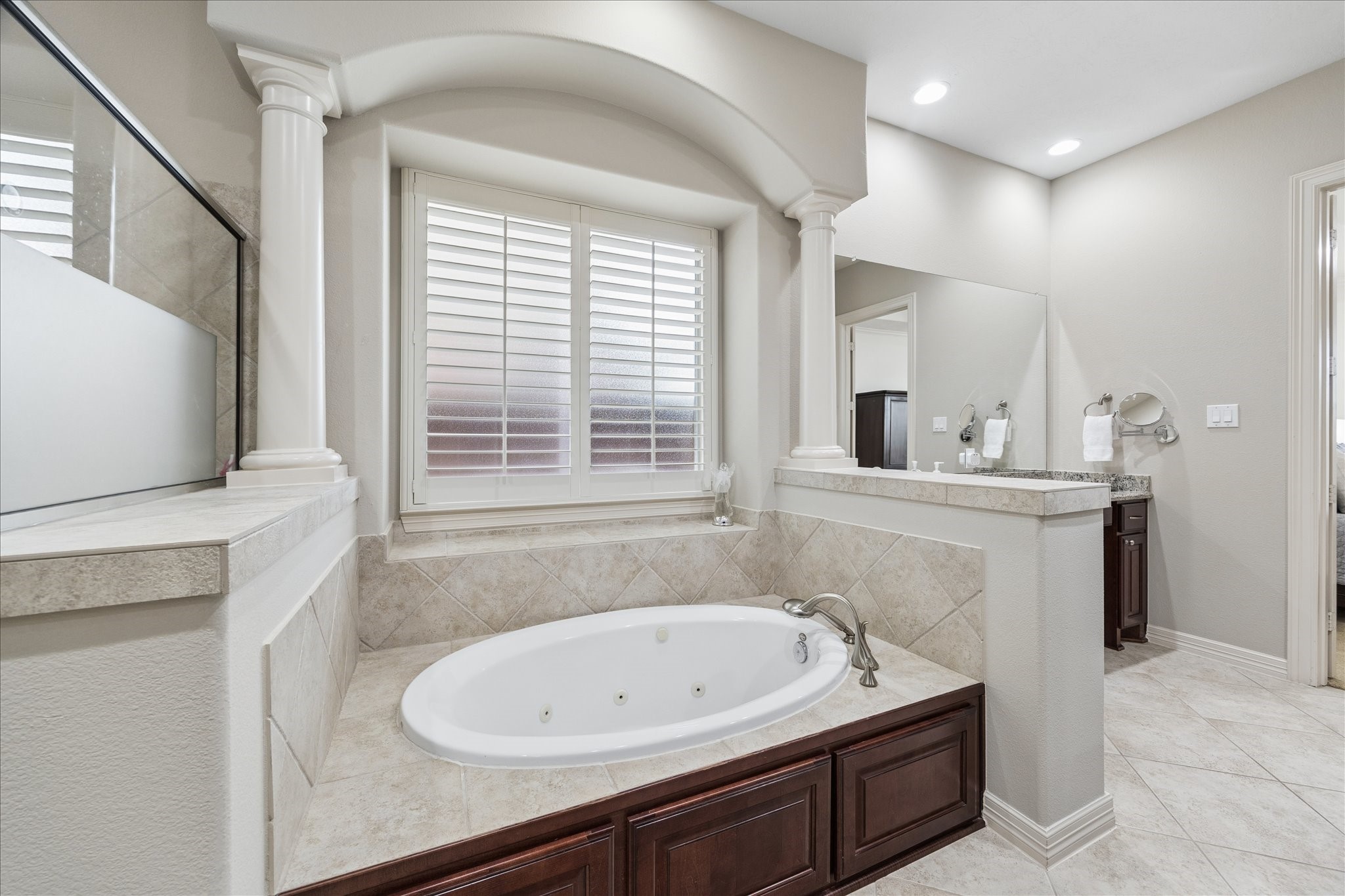 26014 Sebey Ridge Lane Property Photo 20